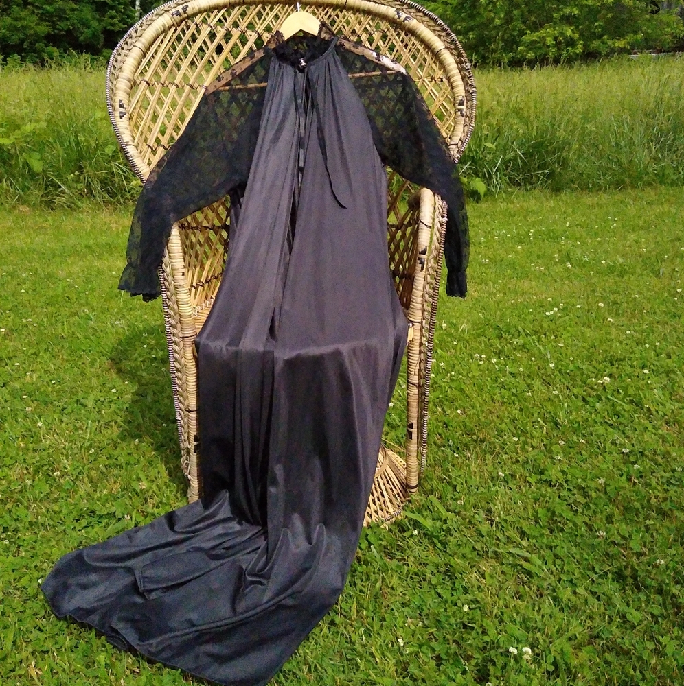 1970s Glam Peignoir Slip Robe Dress Lace boudoir maxi lingerie vintage